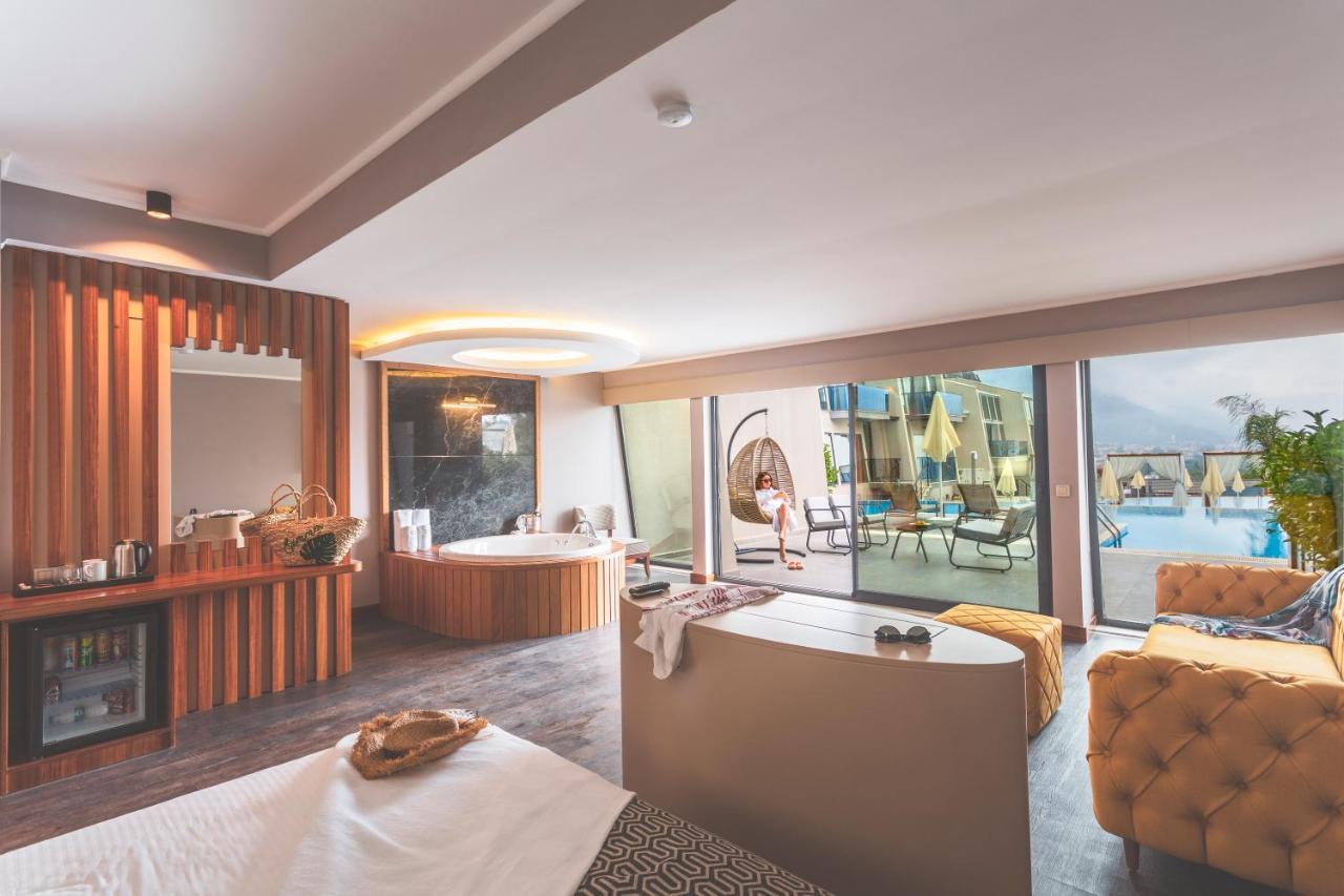 Orka Cove Hotel Penthouse & Suites Adults Only Fethiye Esterno foto